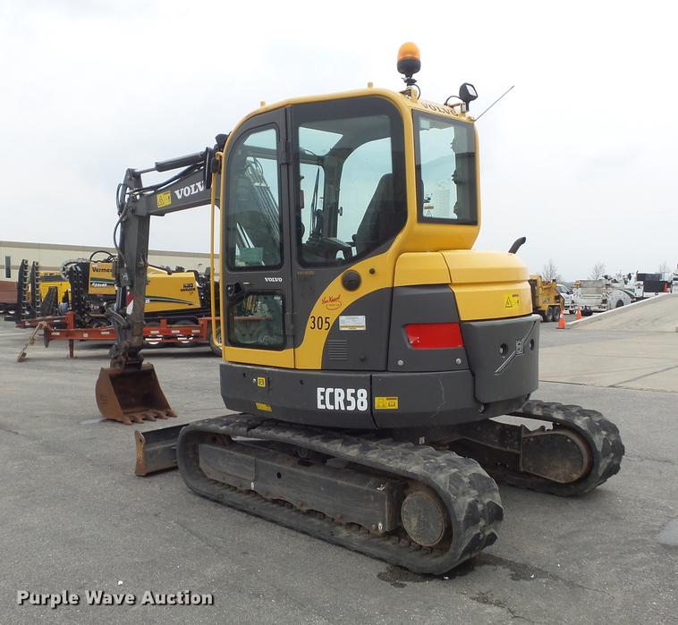 image for item DC7337 2013 Volvo ECR58 mini excavator