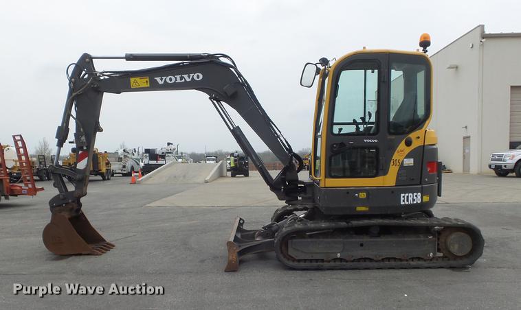 image for item DC7337 2013 Volvo ECR58 mini excavator