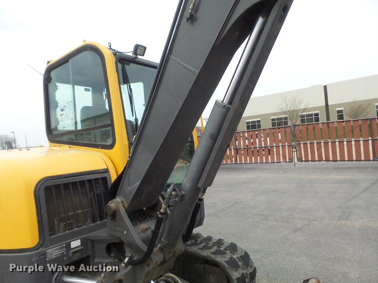 image for item DC7337 2013 Volvo ECR58 mini excavator