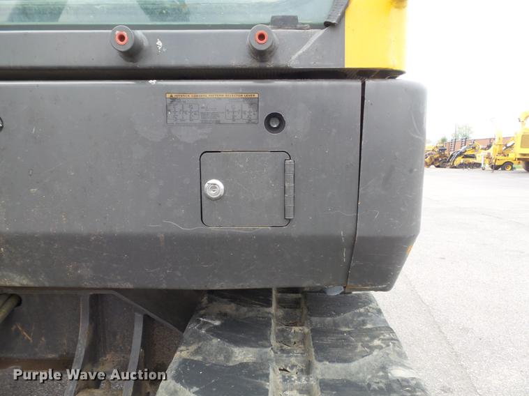 image for item DC7337 2013 Volvo ECR58 mini excavator