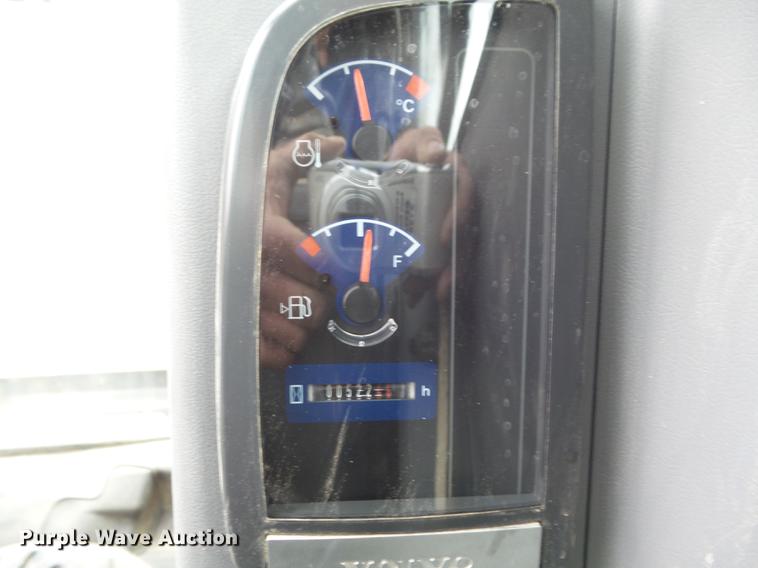 image for item DC7337 2013 Volvo ECR58 mini excavator