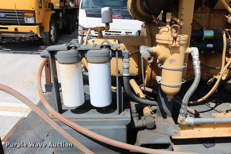 image for item DC7583 1997 Flow International Hydro Blaster Husky S-200 pressure washer