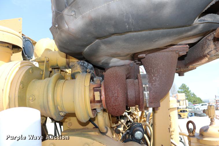 image for item DC7583 1997 Flow International Hydro Blaster Husky S-200 pressure washer