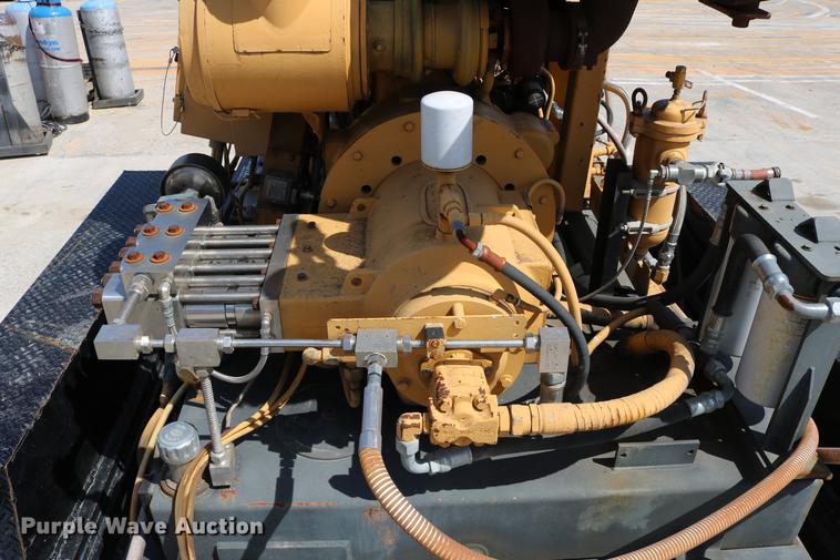 image for item DC7583 1997 Flow International Hydro Blaster Husky S-200 pressure washer