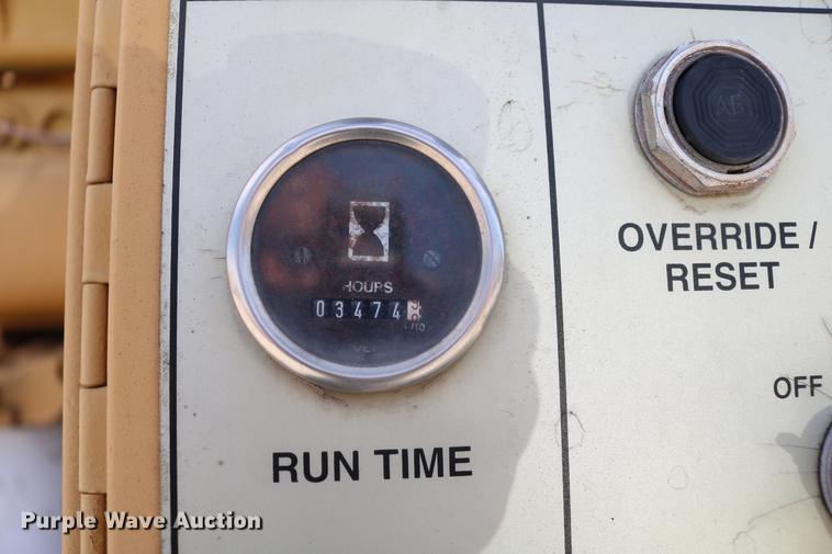 image for item DC7583 1997 Flow International Hydro Blaster Husky S-200 pressure washer