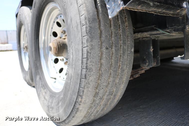 image for item DC7583 1997 Flow International Hydro Blaster Husky S-200 pressure washer