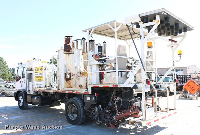 image for item DC7584 2002 GMC F7B042 paint striper truck