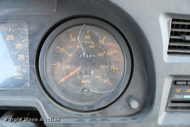 image for item DC7584 2002 GMC F7B042 paint striper truck