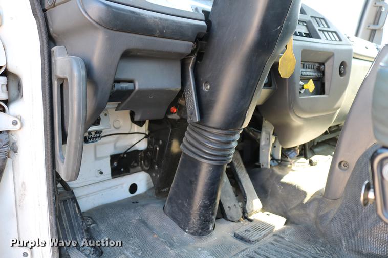 image for item DC7584 2002 GMC F7B042 paint striper truck