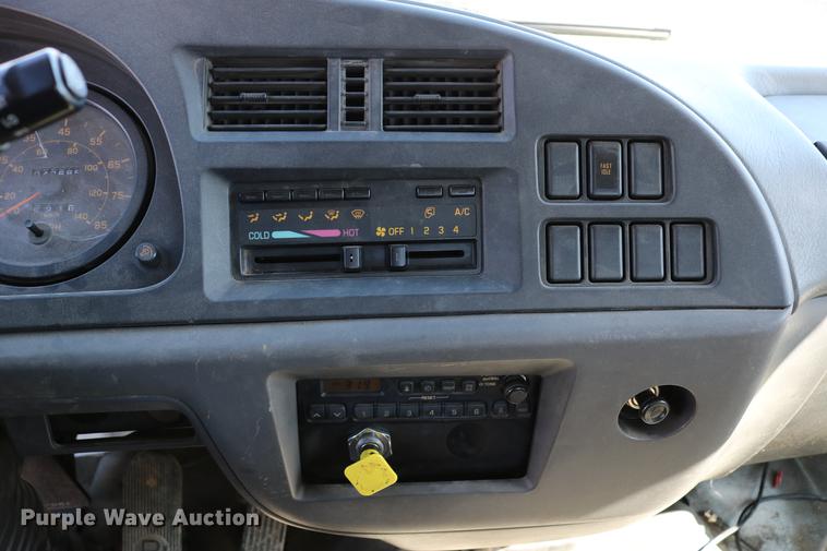 image for item DC7584 2002 GMC F7B042 paint striper truck