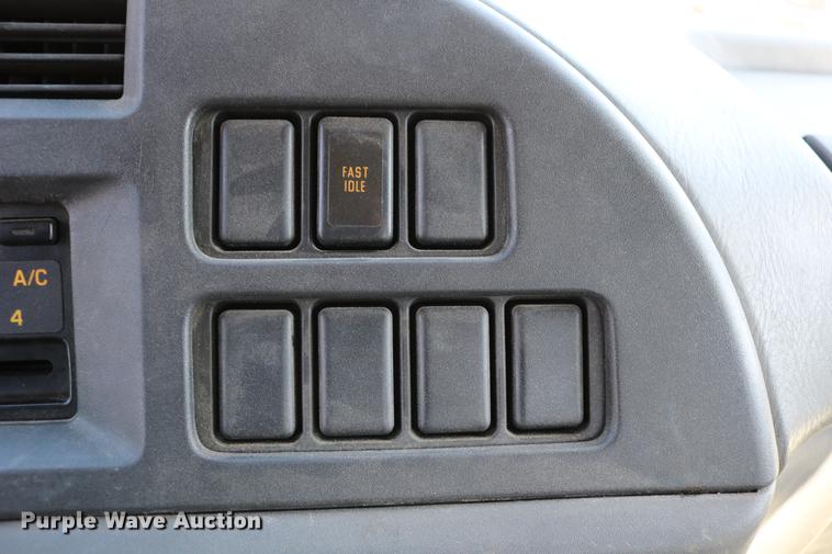 image for item DC7584 2002 GMC F7B042 paint striper truck