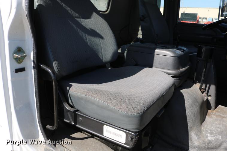 image for item DC7584 2002 GMC F7B042 paint striper truck