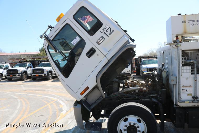 image for item DC7584 2002 GMC F7B042 paint striper truck