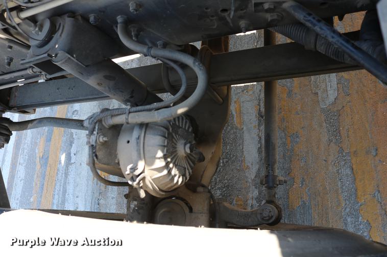 image for item DC7584 2002 GMC F7B042 paint striper truck