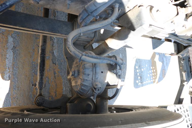 image for item DC7584 2002 GMC F7B042 paint striper truck