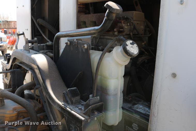 image for item DC7584 2002 GMC F7B042 paint striper truck