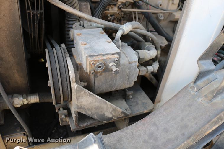 image for item DC7584 2002 GMC F7B042 paint striper truck