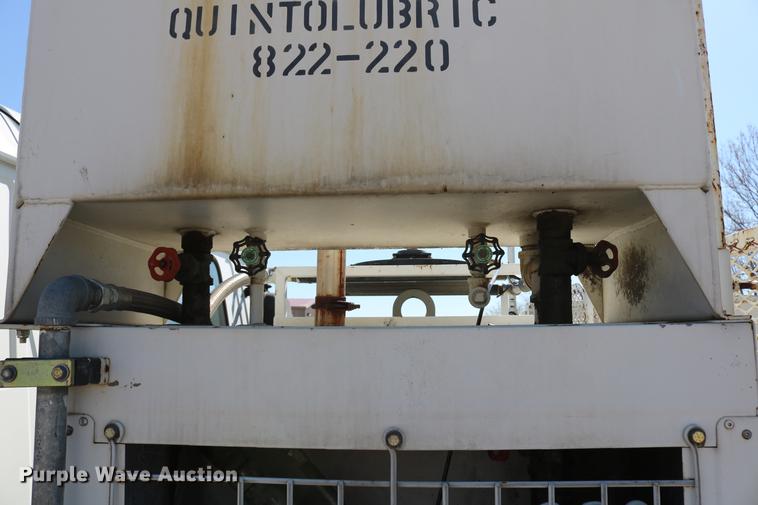 image for item DC7584 2002 GMC F7B042 paint striper truck