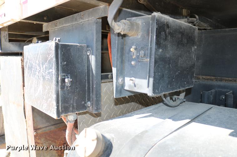 image for item DC7584 2002 GMC F7B042 paint striper truck