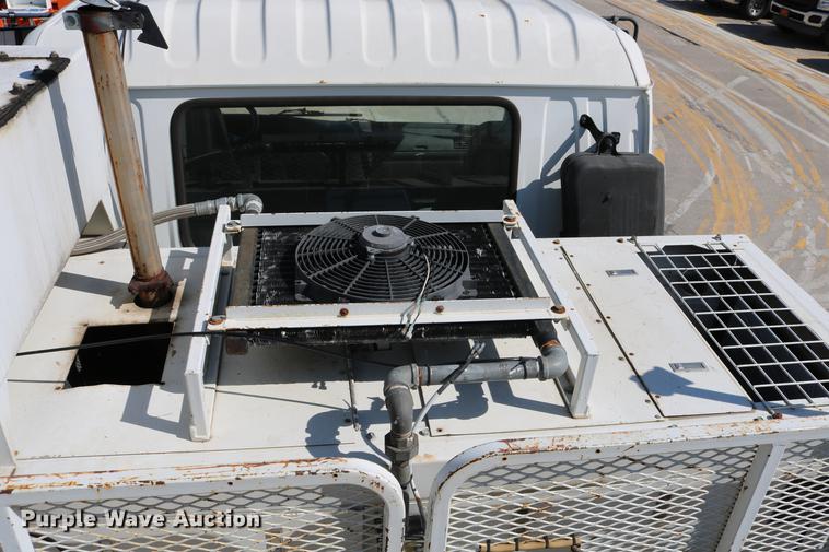 image for item DC7584 2002 GMC F7B042 paint striper truck