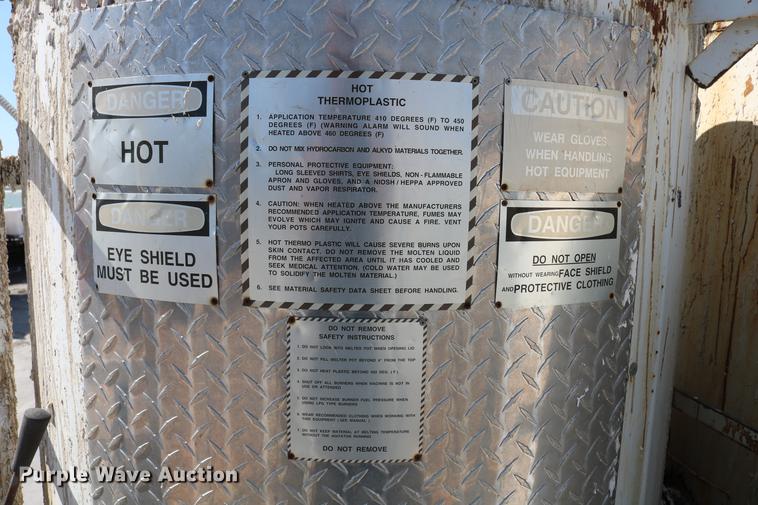 image for item DC7584 2002 GMC F7B042 paint striper truck