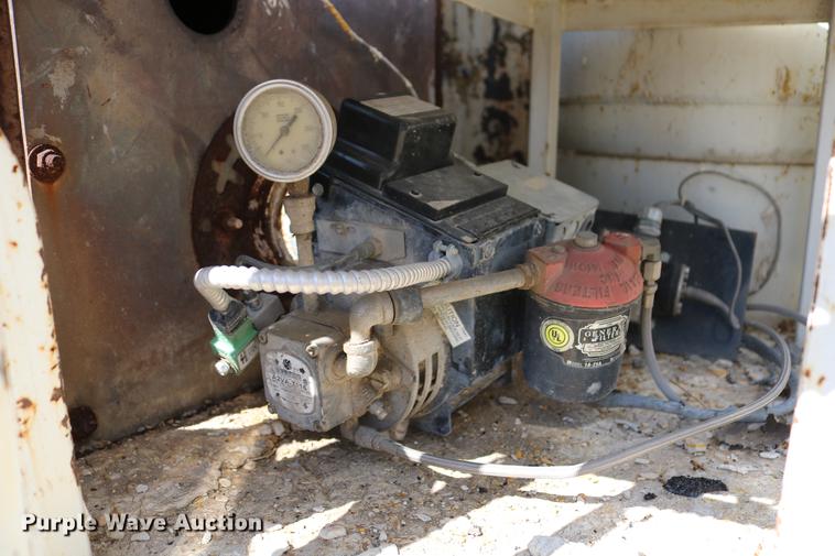 image for item DC7584 2002 GMC F7B042 paint striper truck