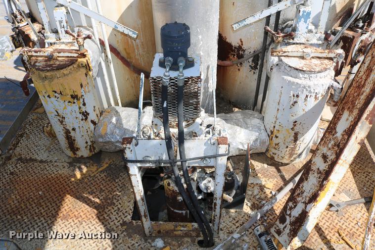 image for item DC7584 2002 GMC F7B042 paint striper truck