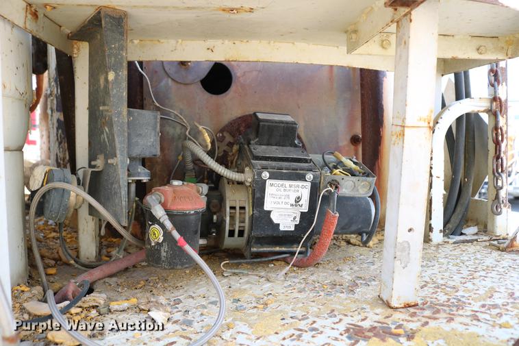 image for item DC7584 2002 GMC F7B042 paint striper truck