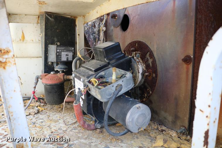 image for item DC7584 2002 GMC F7B042 paint striper truck