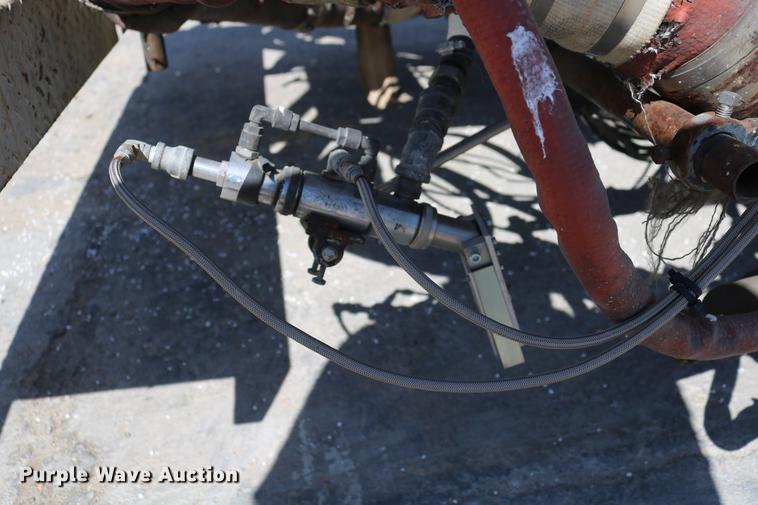 image for item DC7584 2002 GMC F7B042 paint striper truck