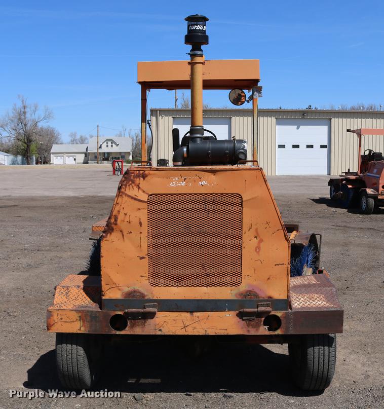 image for item DC7590 Broce RC350 broom