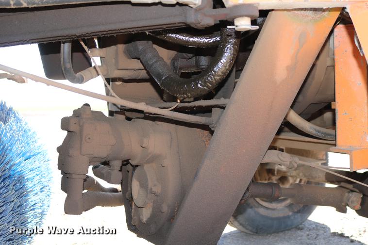 image for item DC7590 Broce RC350 broom