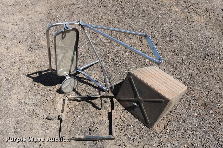 image for item DC7591 1994 Ford F600 oil distribution truck