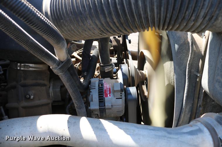 image for item DC7591 1994 Ford F600 oil distribution truck