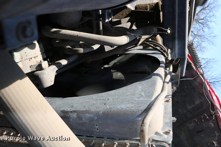 image for item DC7592 1989 Ford LN8000 oil distribution truck