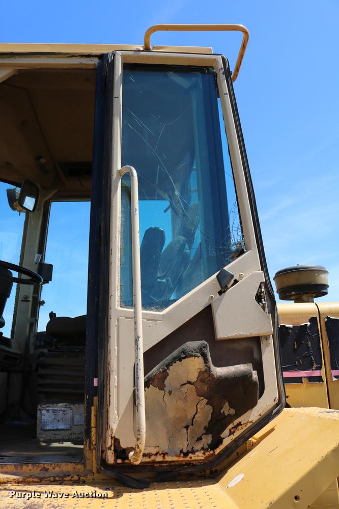image for item DC7593 1996 Caterpillar 960F wheel loader
