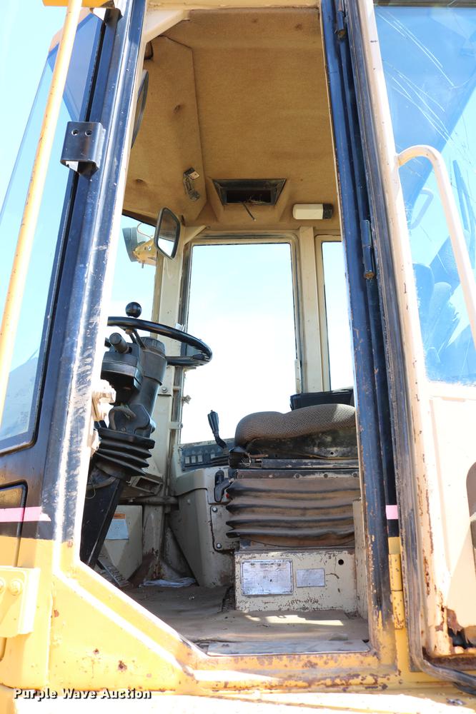 image for item DC7593 1996 Caterpillar 960F wheel loader