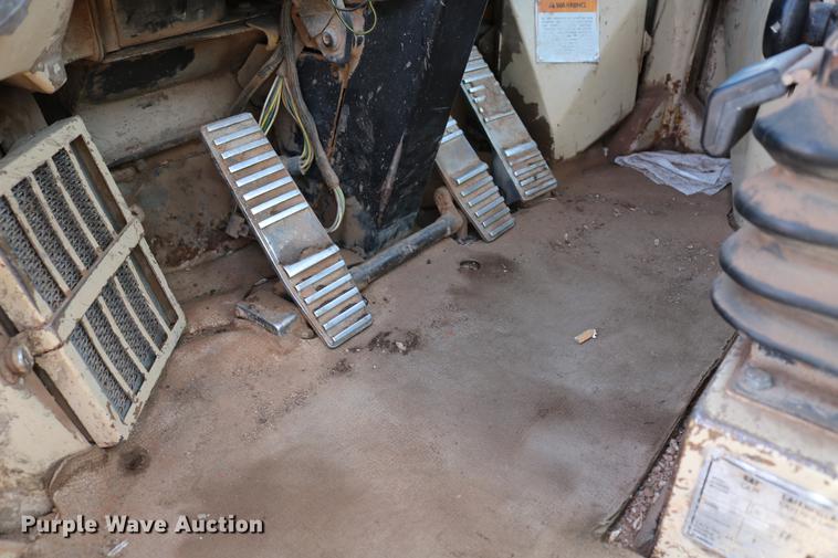 image for item DC7593 1996 Caterpillar 960F wheel loader