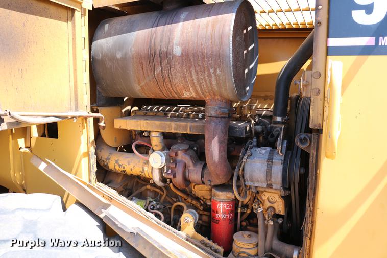 image for item DC7593 1996 Caterpillar 960F wheel loader