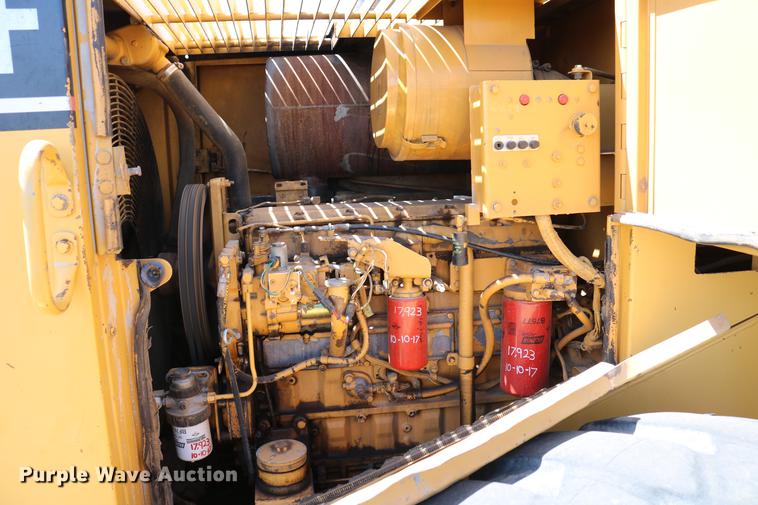 image for item DC7593 1996 Caterpillar 960F wheel loader