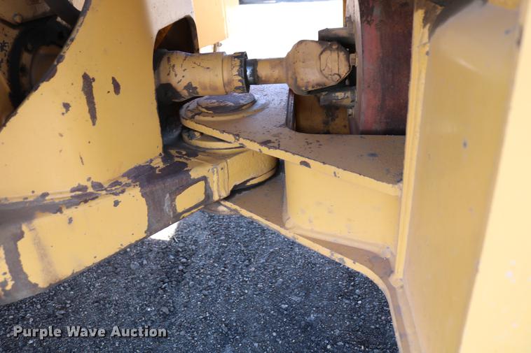 image for item DC7593 1996 Caterpillar 960F wheel loader