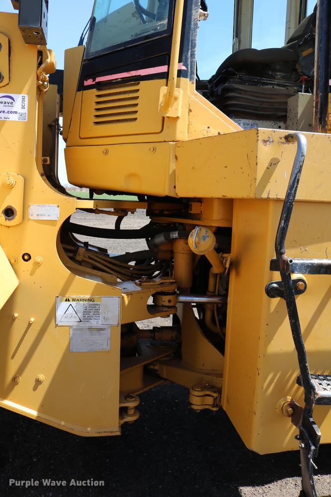 image for item DC7593 1996 Caterpillar 960F wheel loader