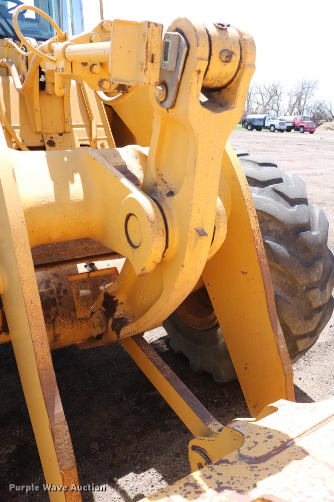 image for item DC7593 1996 Caterpillar 960F wheel loader