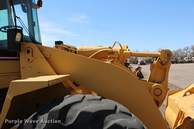 image for item DC7593 1996 Caterpillar 960F wheel loader