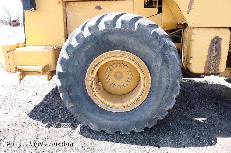 image for item DC7593 1996 Caterpillar 960F wheel loader