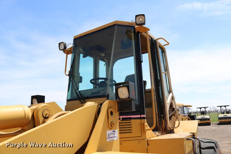 image for item DC7593 1996 Caterpillar 960F wheel loader