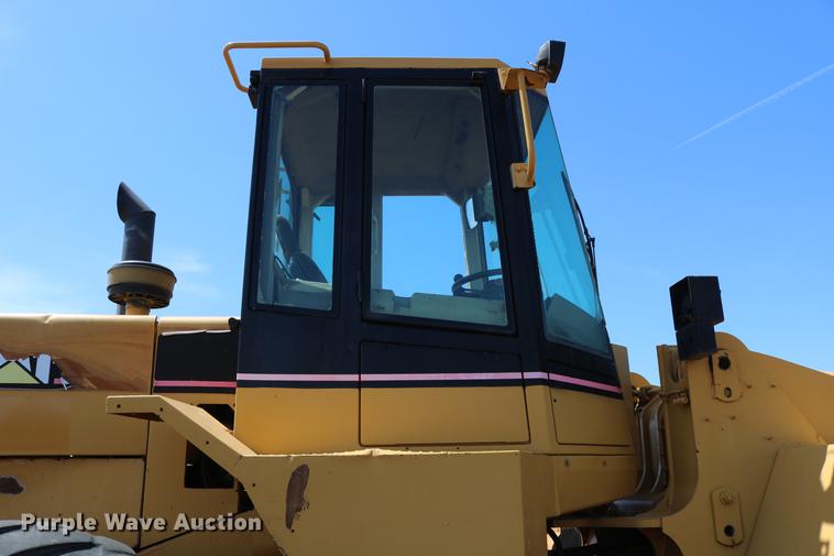 image for item DC7593 1996 Caterpillar 960F wheel loader