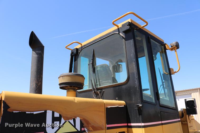image for item DC7593 1996 Caterpillar 960F wheel loader