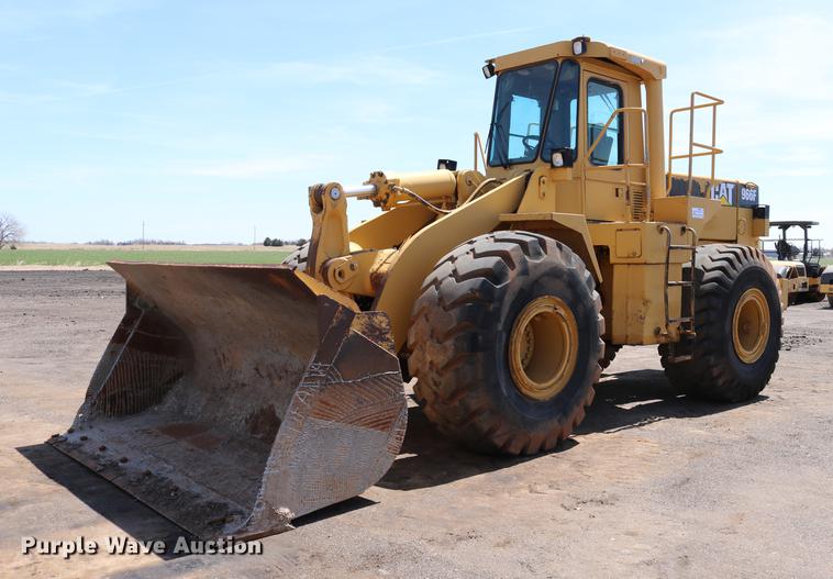 image for item DC7594 1992 Caterpillar 966F wheel loader