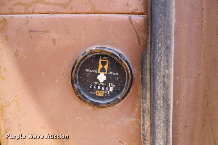 image for item DC7594 1992 Caterpillar 966F wheel loader